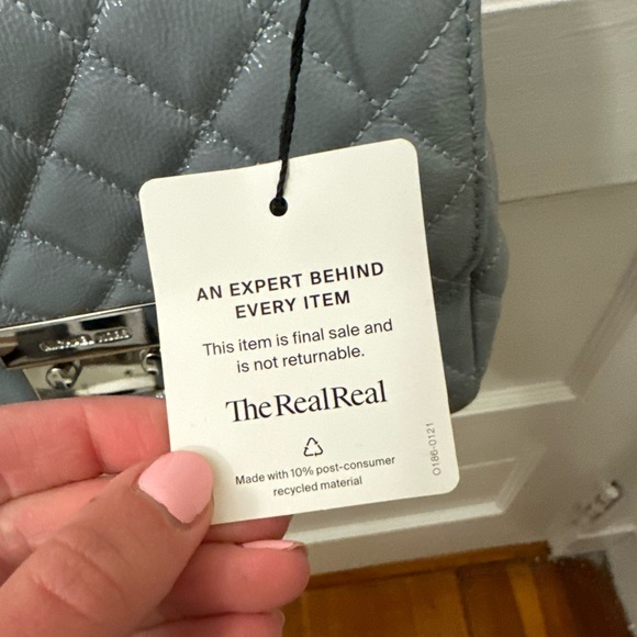 Michael Kors patent leather quilted purse - Picture 2 of 8